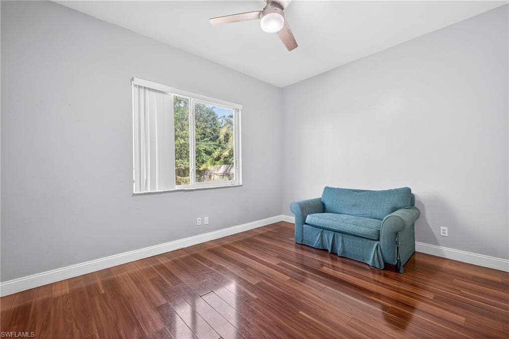 19369 Pine Glen DR, FORT MYERS FL 33967-24