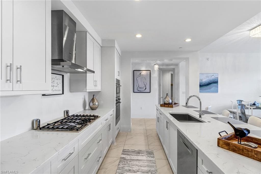 1135 3rd AVE S # 415, NAPLES FL 34102-17