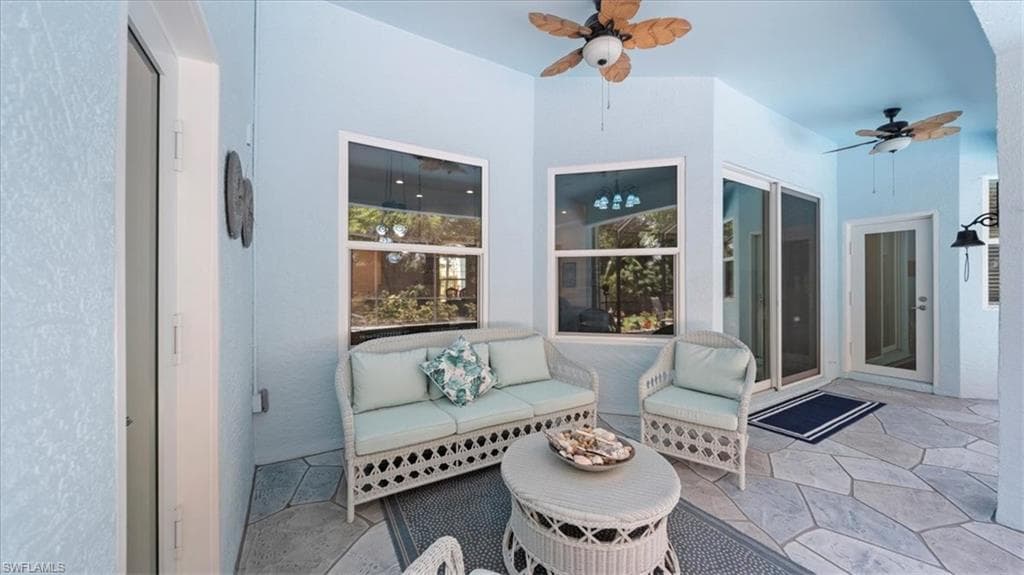 371 Burnt Pine DR, NAPLES FL 34119-37