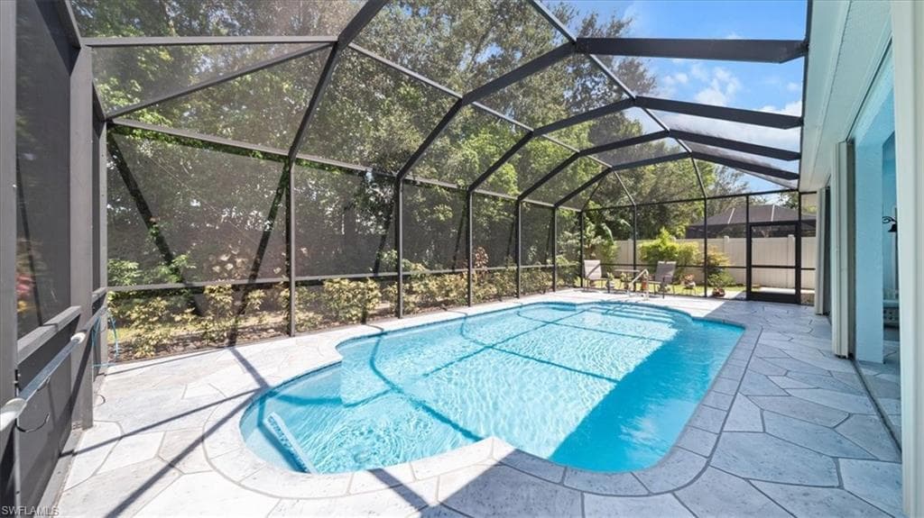 371 Burnt Pine DR, NAPLES FL 34119-39