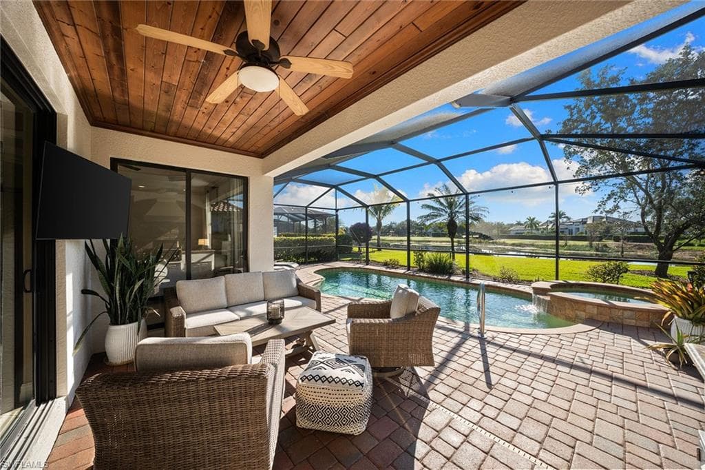 12518 Fenhurst WAY, NAPLES FL 34120-4