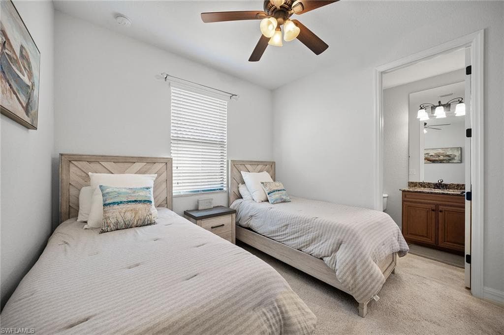12518 Fenhurst WAY, NAPLES FL 34120-29