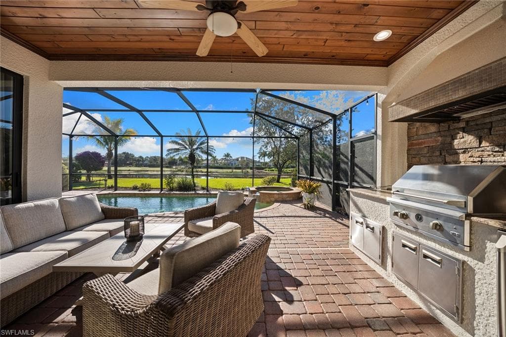 12518 Fenhurst WAY, NAPLES FL 34120-37