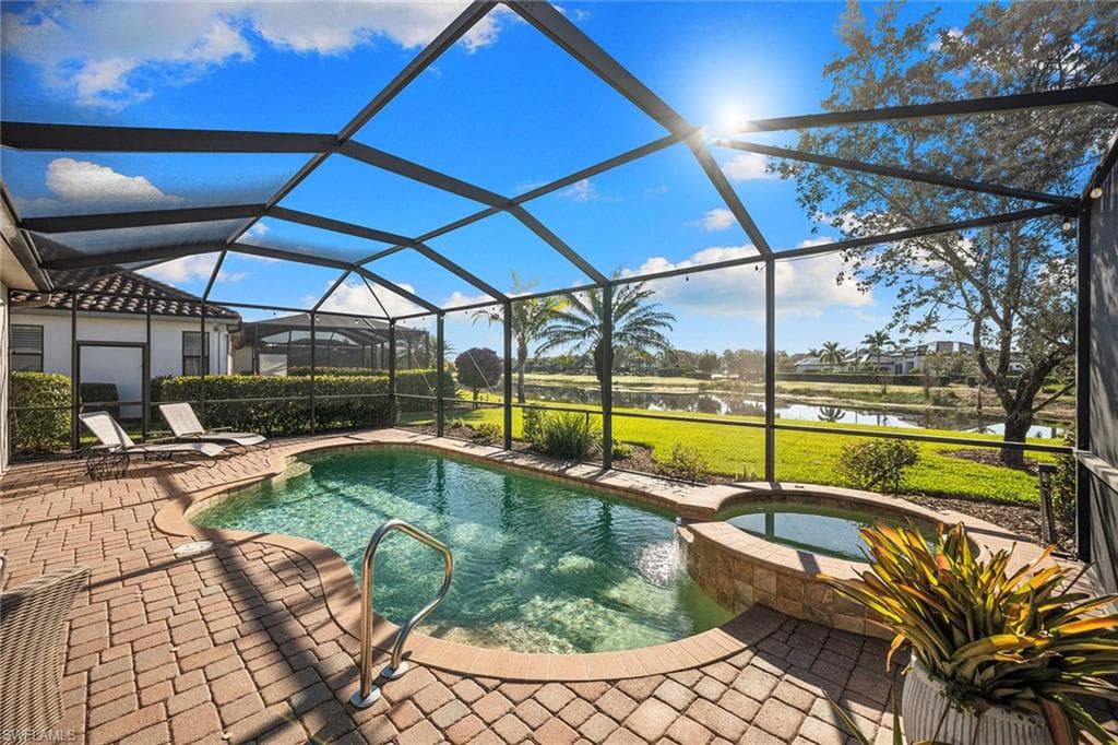 12518 Fenhurst WAY, NAPLES FL 34120-38