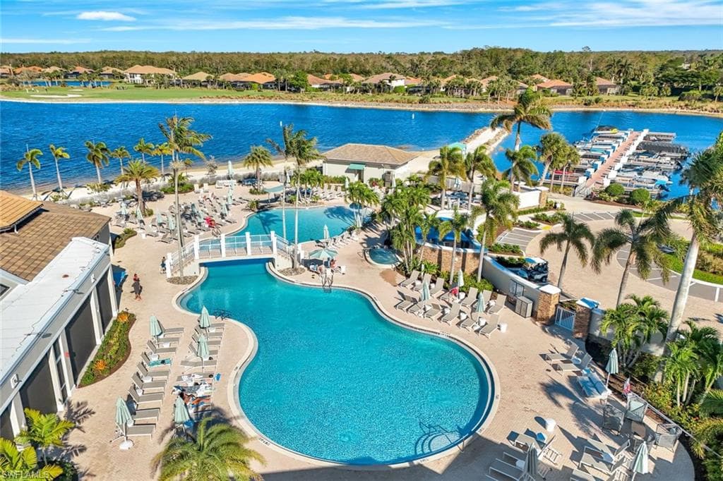 9508 Ironstone TER # 201, NAPLES FL 34120-35