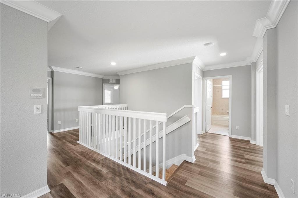 8490 Sumner AVE, FORT MYERS FL 33908-21