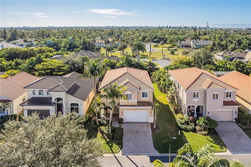 8490 Sumner AVE, FORT MYERS FL 33908-47