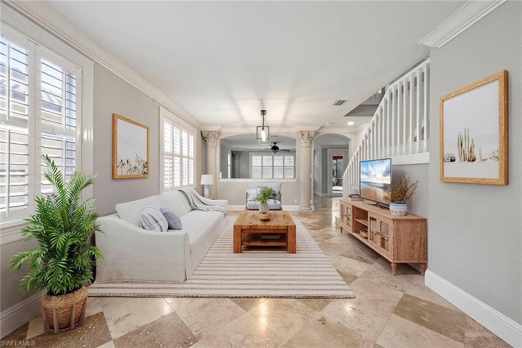 8490 Sumner AVE, FORT MYERS FL 33908-3