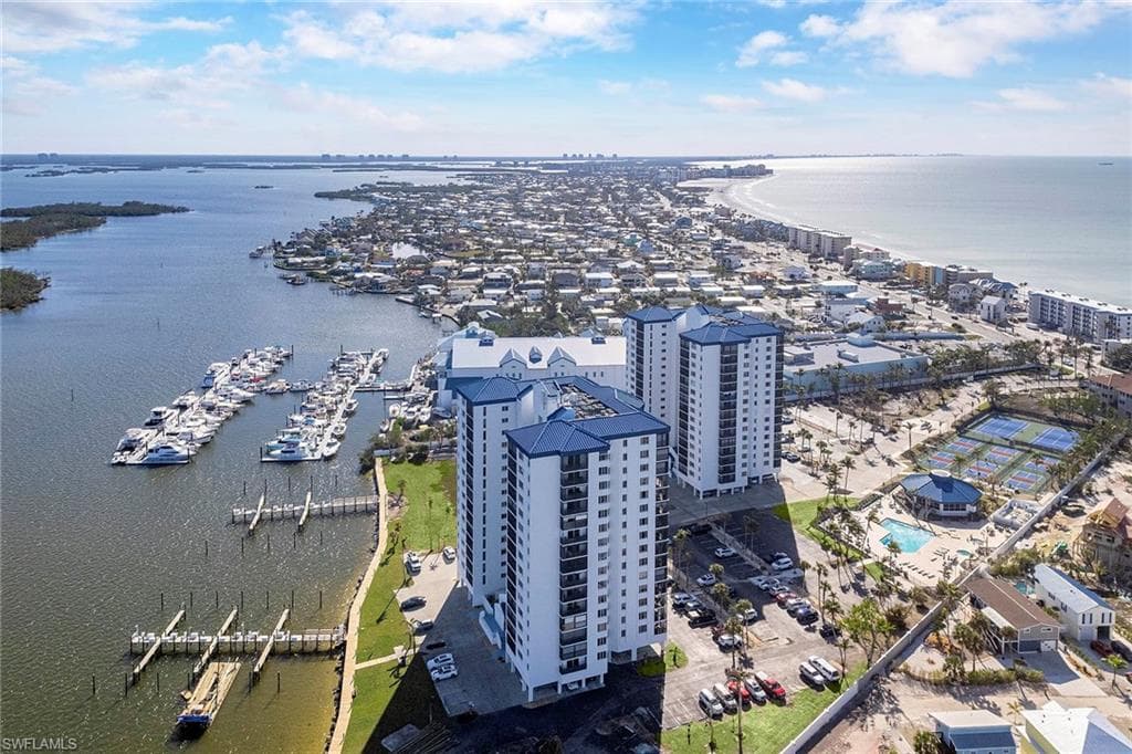 4753 Estero BLVD # 105, FORT MYERS BEACH FL 33931-26