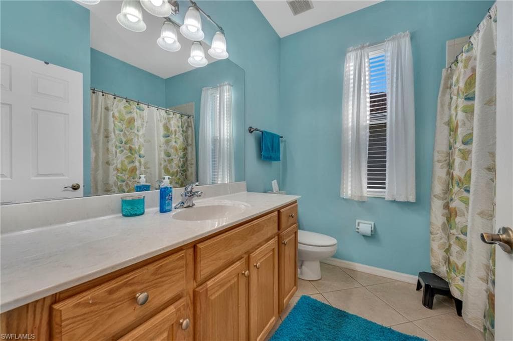 3685 Yosemite CT, NAPLES FL 34116-13