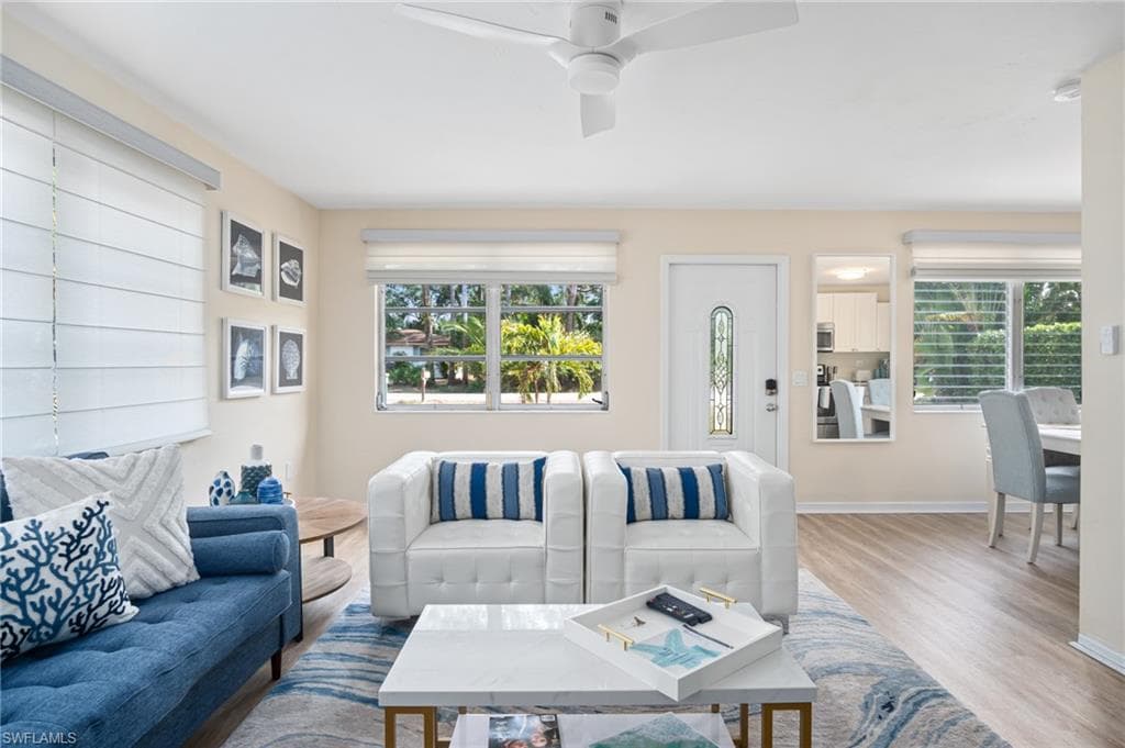 1097 Sperling AVE, NAPLES FL 34103-2