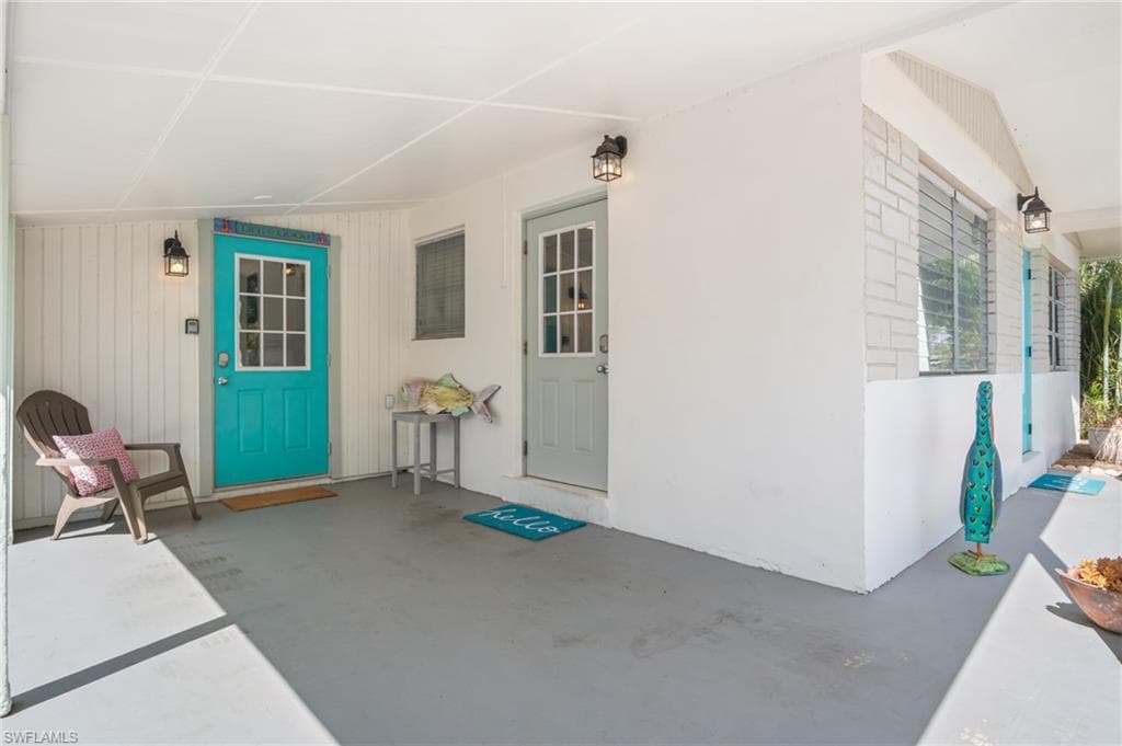 1097 Sperling AVE, NAPLES FL 34103-29