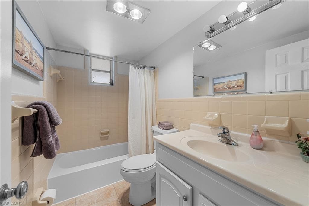 402 SE 42nd TER # 7, CAPE CORAL FL 33904-13