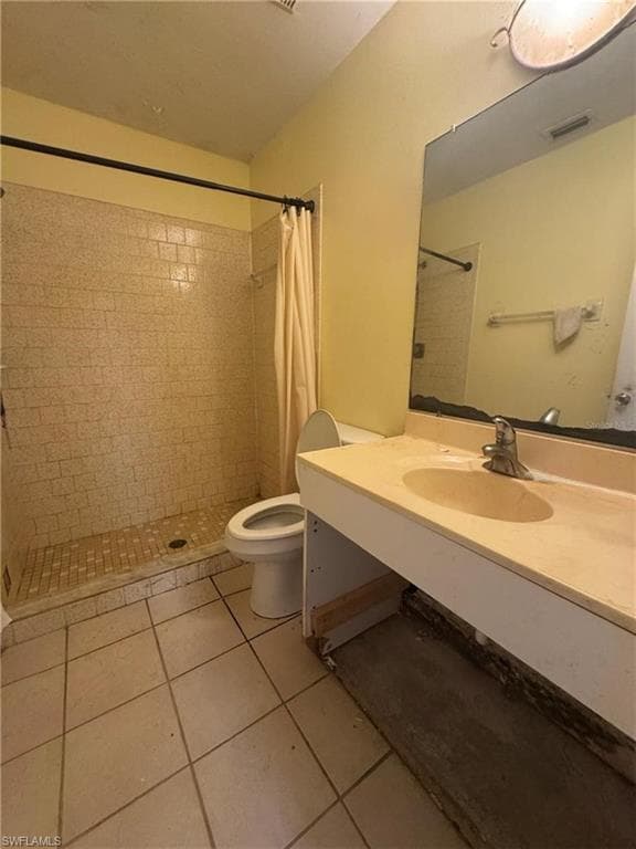 601 Dolphin RD, VENICE FL 34293-6