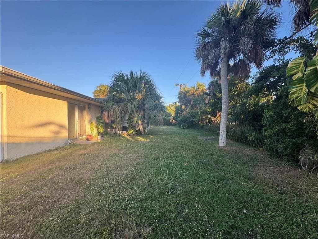 601 Dolphin RD, VENICE FL 34293-8