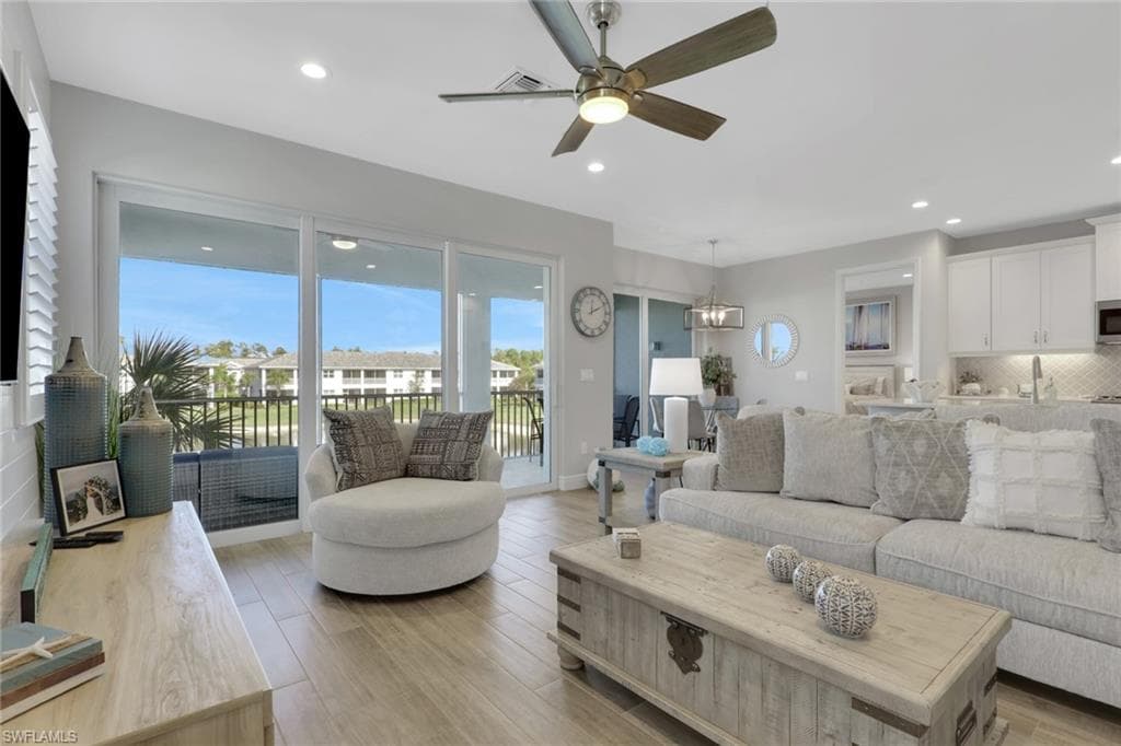 2647 Seychelles CIR # 2205, OTHER FL 34112-10