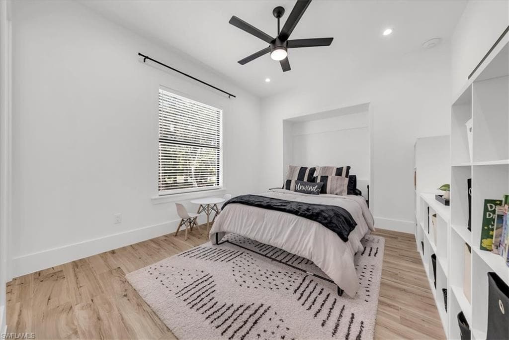 4186 3rd AVE NW, NAPLES FL 34119-26