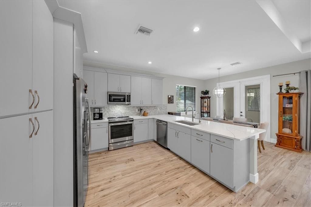 4186 3rd AVE NW, NAPLES FL 34119-41