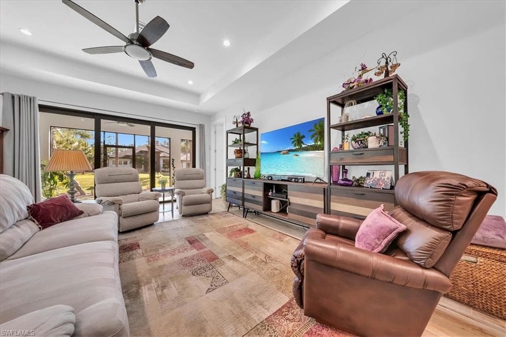 4186 3rd AVE NW, NAPLES FL 34119-40