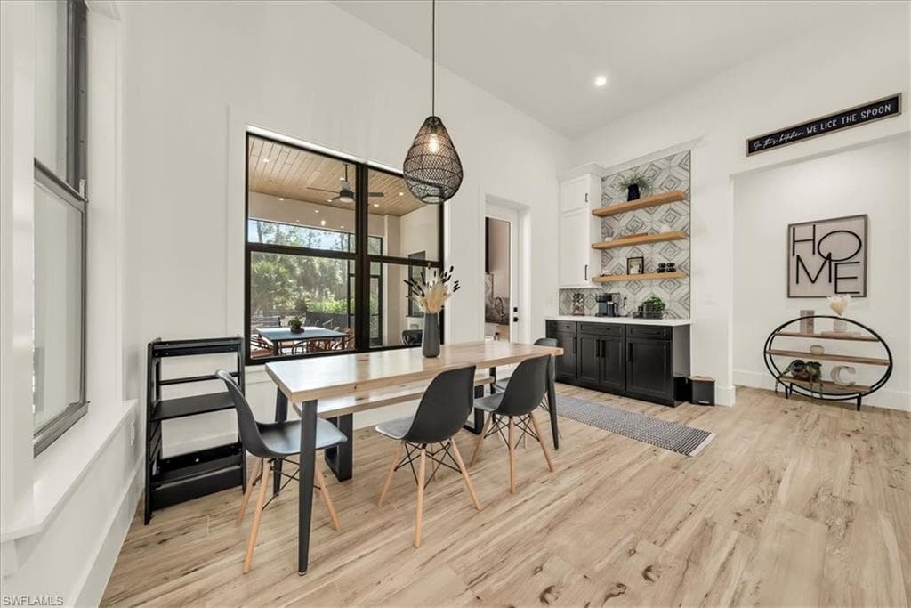 4186 3rd AVE NW, NAPLES FL 34119-10