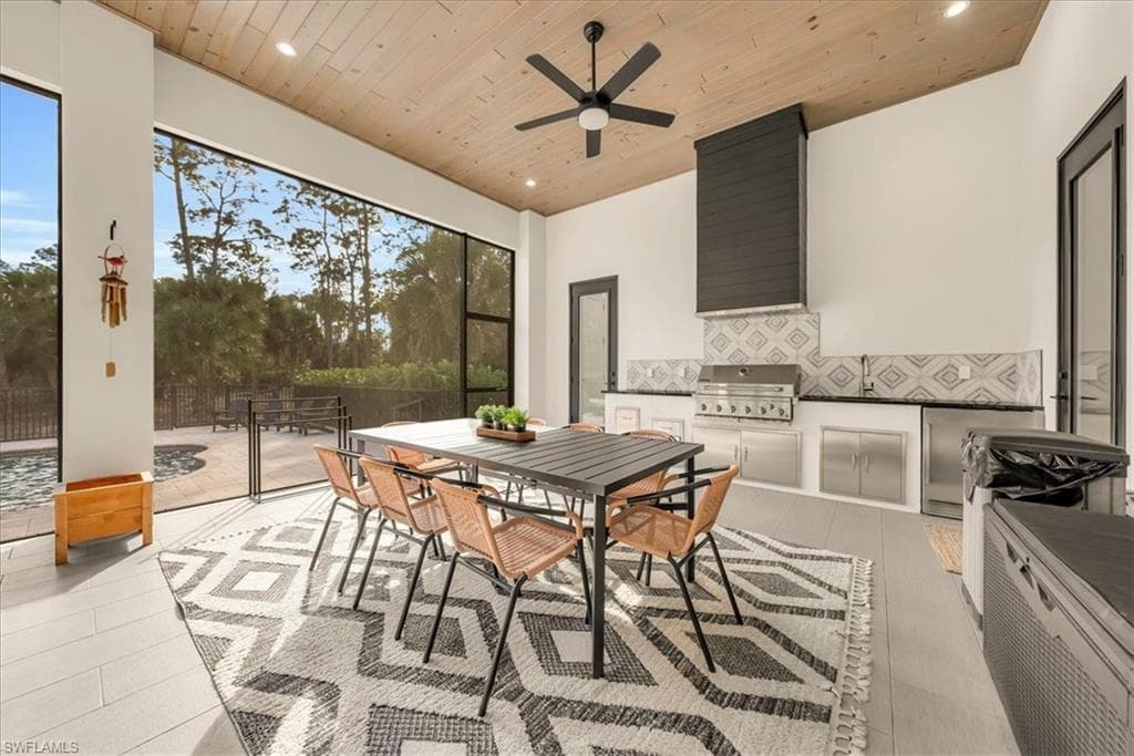 4186 3rd AVE NW, NAPLES FL 34119-34