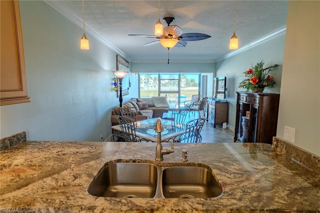 803 River Point DR # 105B, NAPLES FL 34102-22