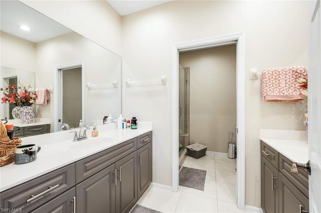 8493 Laurel Lakes BLVD, NAPLES FL 34119-22
