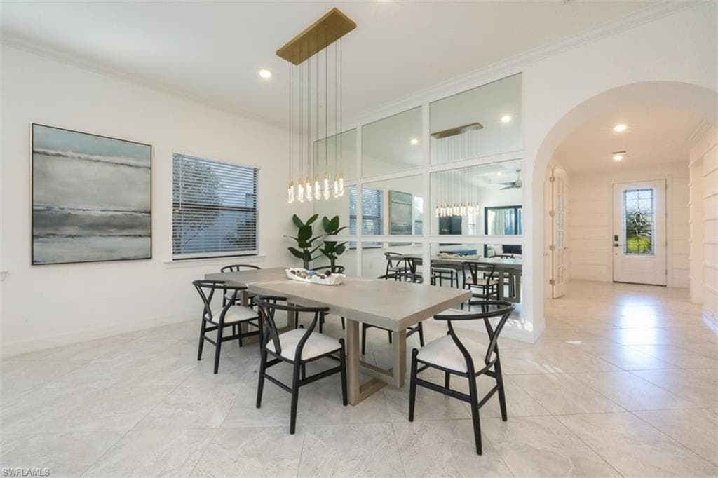7222 Wilton DR, NAPLES FL 34109-5