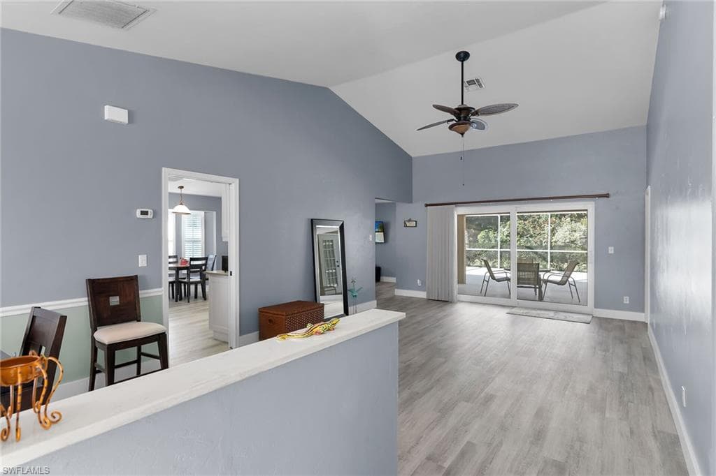 789 Coldstream CT, NAPLES FL 34104-1