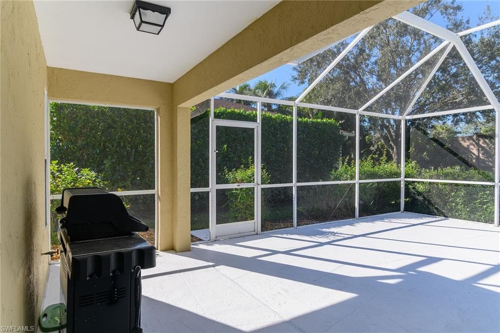 789 Coldstream CT, NAPLES FL 34104-21