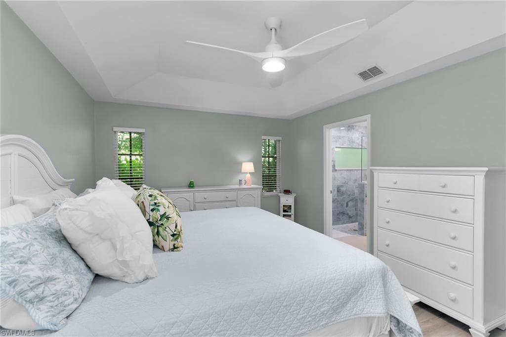 789 Coldstream CT, NAPLES FL 34104-14