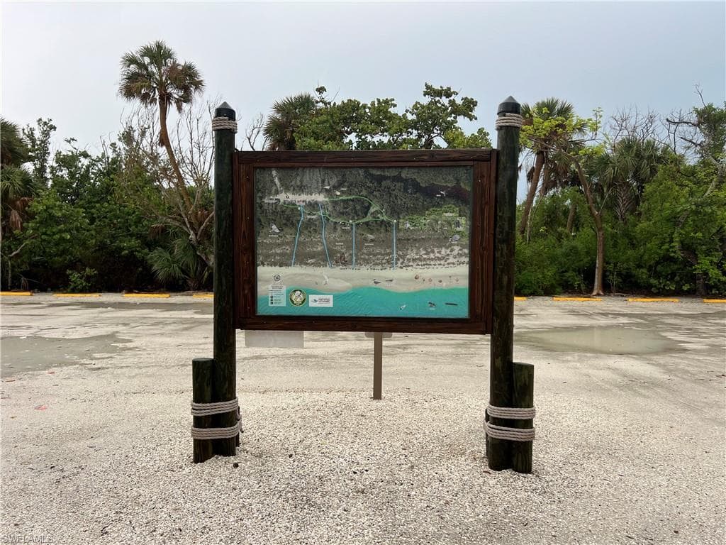 486 Ponce De Leon RD, SANIBEL FL 33957-19