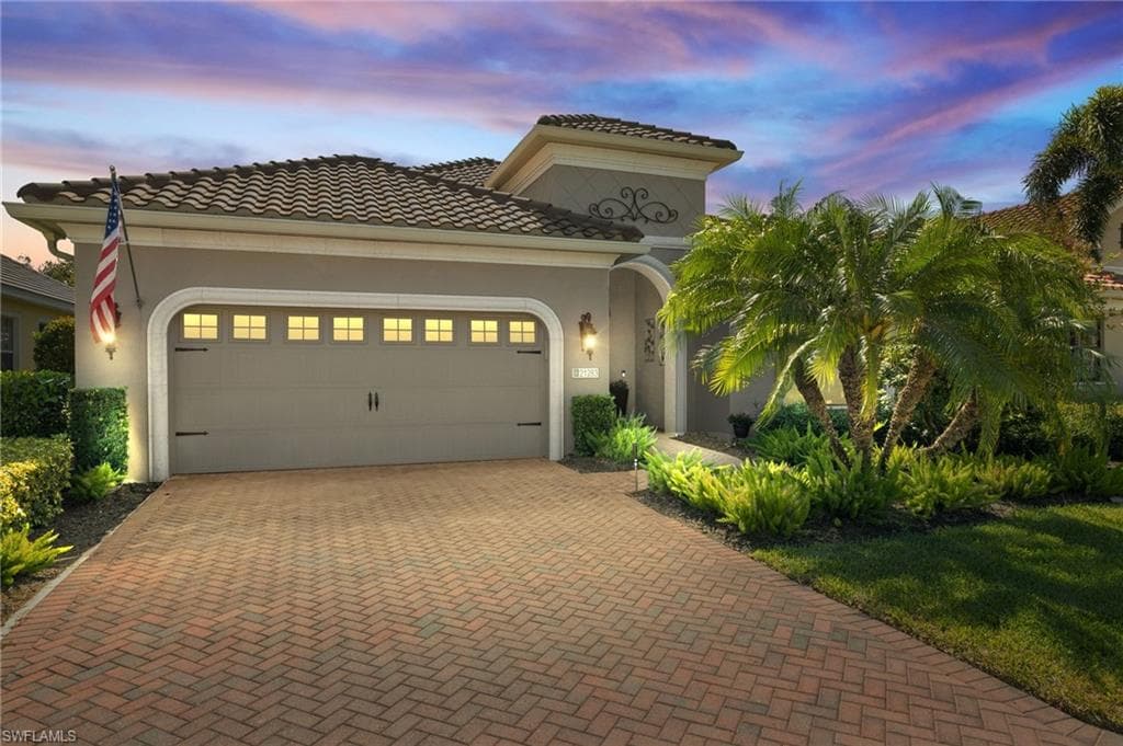 21283 Estero Vista CT, ESTERO FL 33928-1