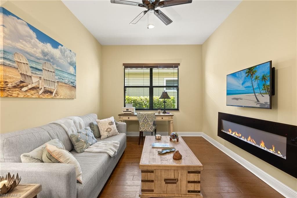 21283 Estero Vista CT, ESTERO FL 33928-5