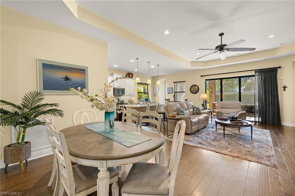 21283 Estero Vista CT, ESTERO FL 33928-11