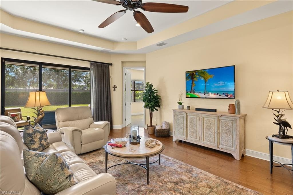 21283 Estero Vista CT, ESTERO FL 33928-6