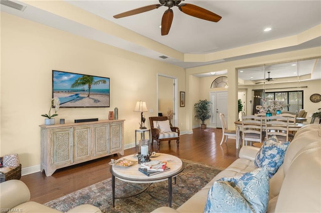 21283 Estero Vista CT, ESTERO FL 33928-7