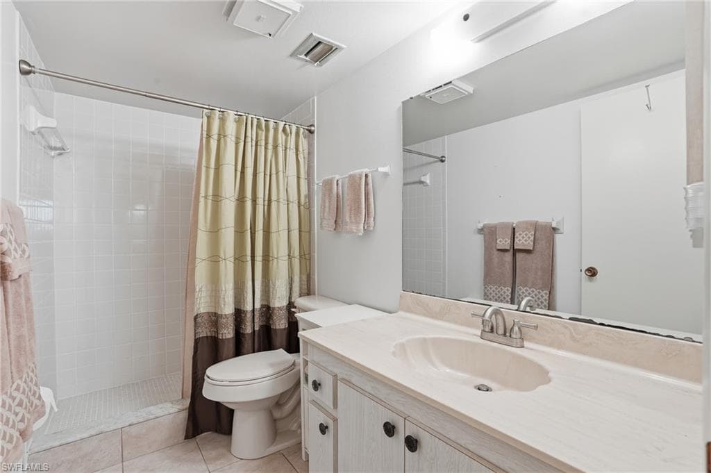 5451 Rattlesnake Hammock RD # 108, NAPLES FL 34113-12