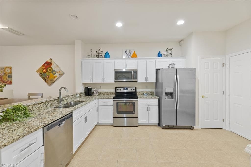 8290 Village Edge CIR # 4, FORT MYERS FL 33919-4