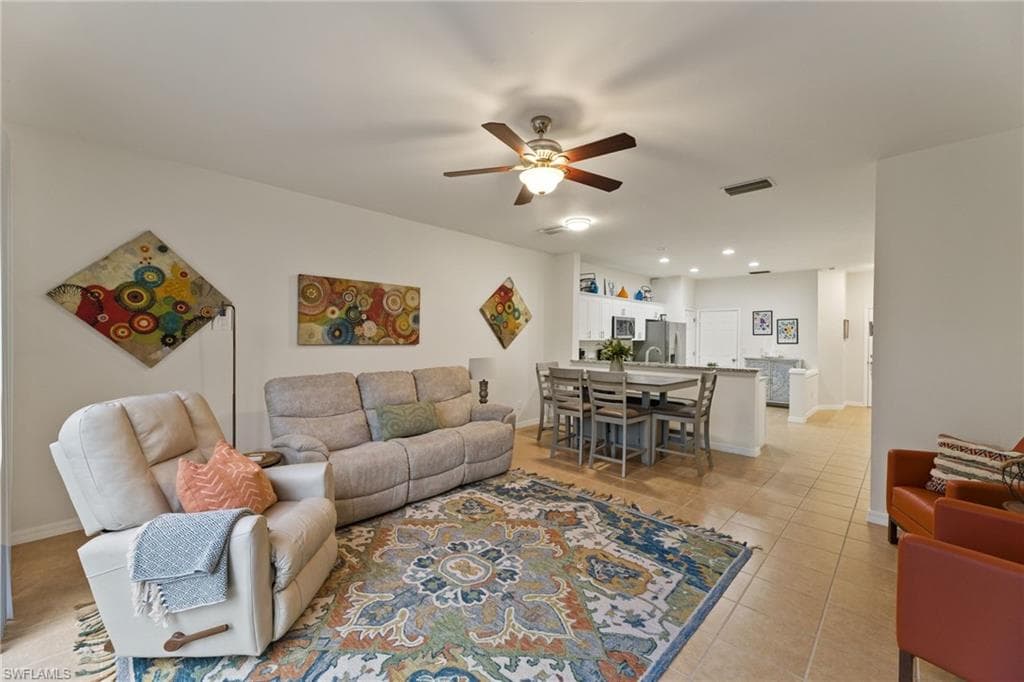 8290 Village Edge CIR # 4, FORT MYERS FL 33919-10