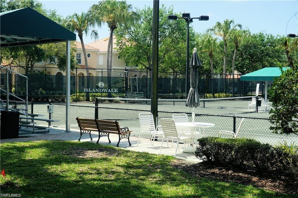 4194 Saint George LN, NAPLES FL 34119-19