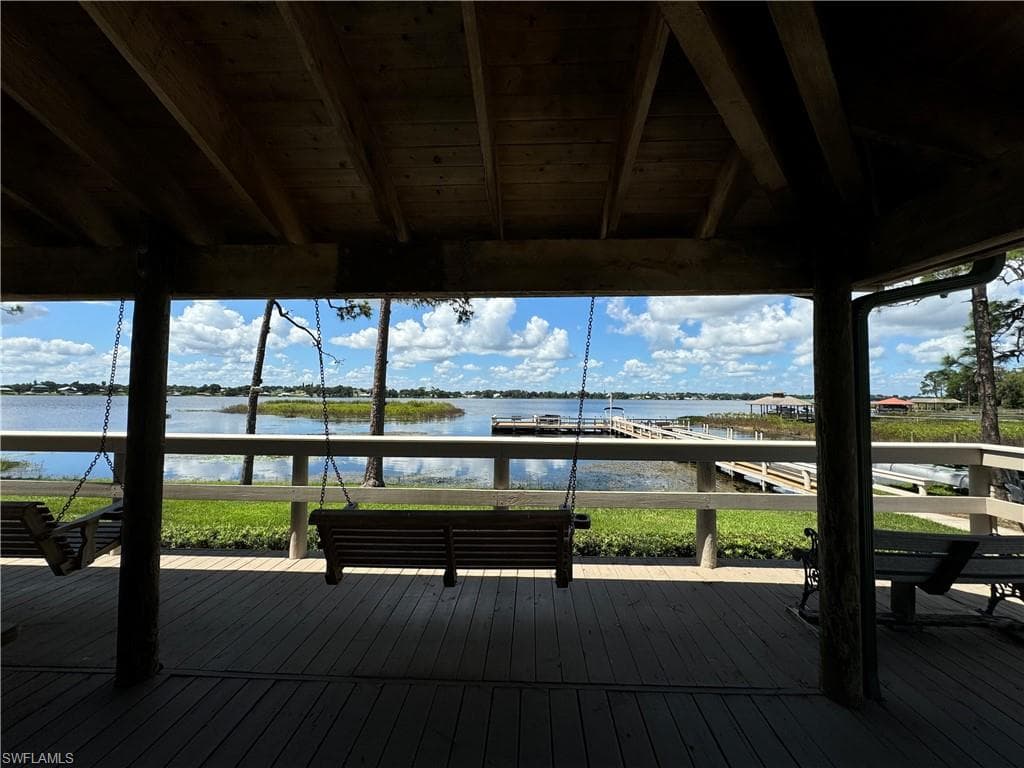 13 Meadowlake CIR S, LAKE PLACID FL 33852-9