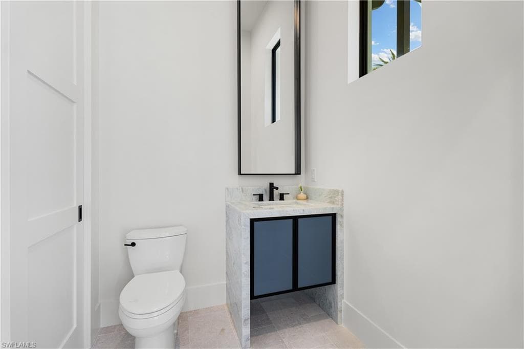 4525 Club Estates DR, NAPLES FL 34112-33