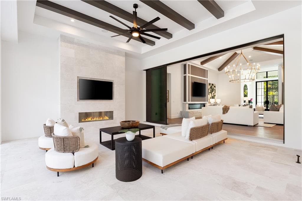 4525 Club Estates DR, NAPLES FL 34112-13