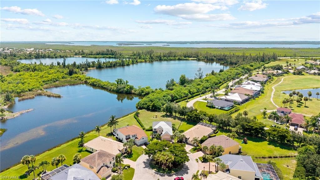 2688 Bellingham CT, CAPE CORAL FL 33991-36