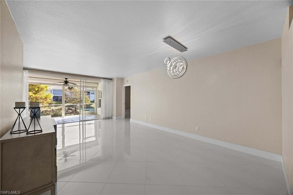 6834 Lantana Bridge RD # 101, NAPLES FL 34109-15
