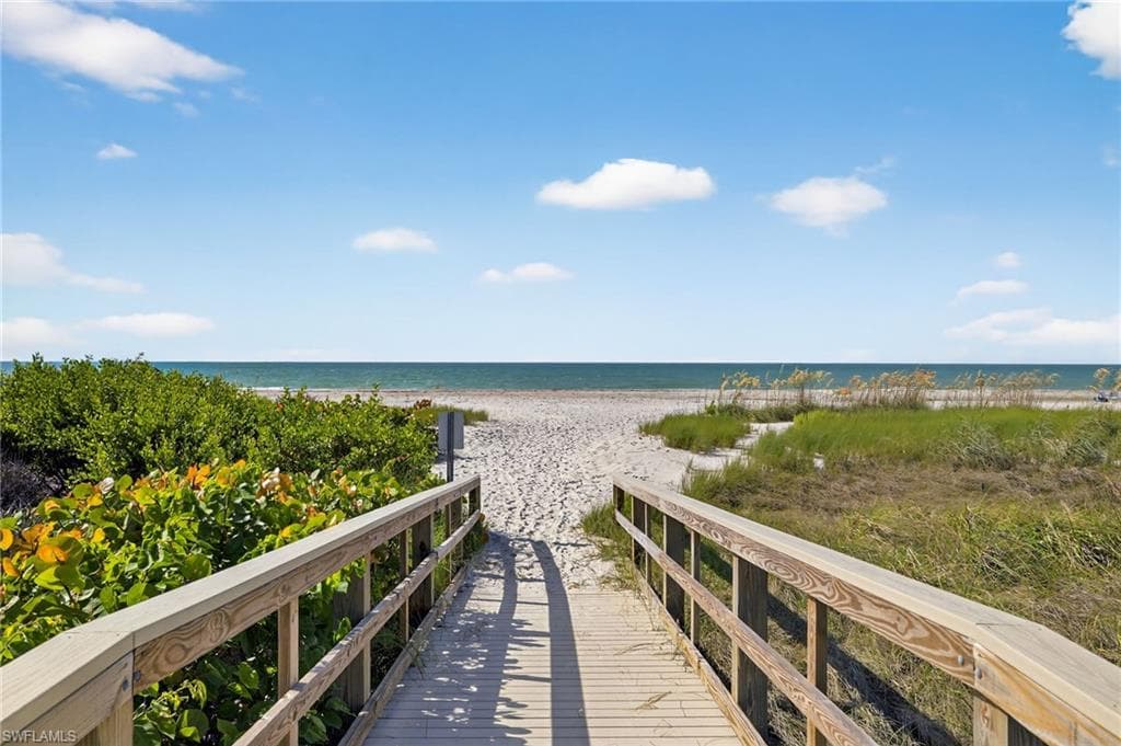 629 Nerita ST # 4, SANIBEL FL 33957-2