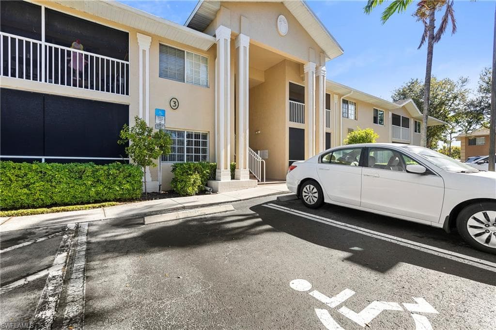 27103 Matheson AVE # 106, BONITA SPRINGS FL 34135-19