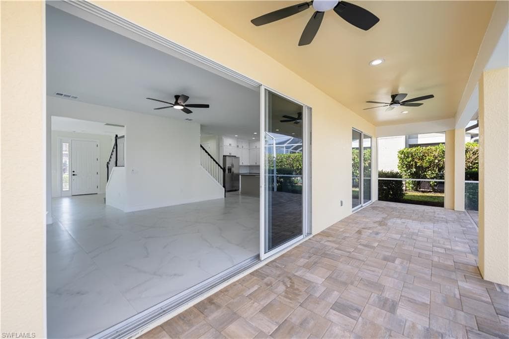 2615 Sunvale CT, CAPE CORAL FL 33991-38
