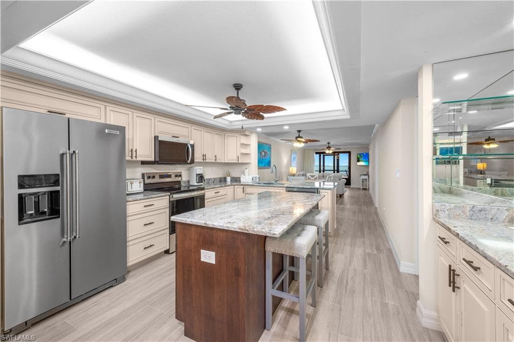 2445 W Gulf DR # 4E, SANIBEL FL 33957-17